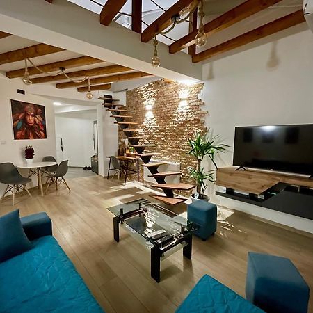 Gallery City Center Apartment Skopje Exteriér fotografie