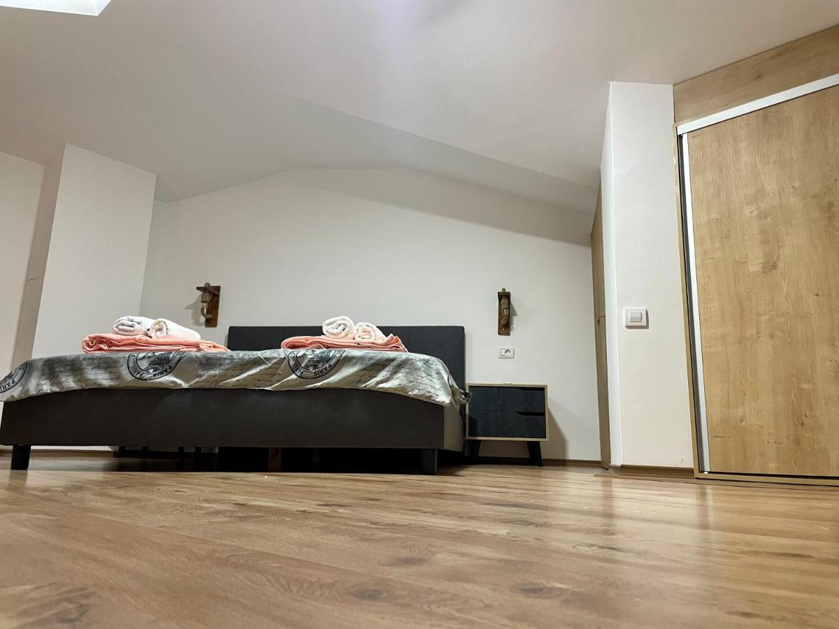 Gallery City Center Apartment Skopje Exteriér fotografie