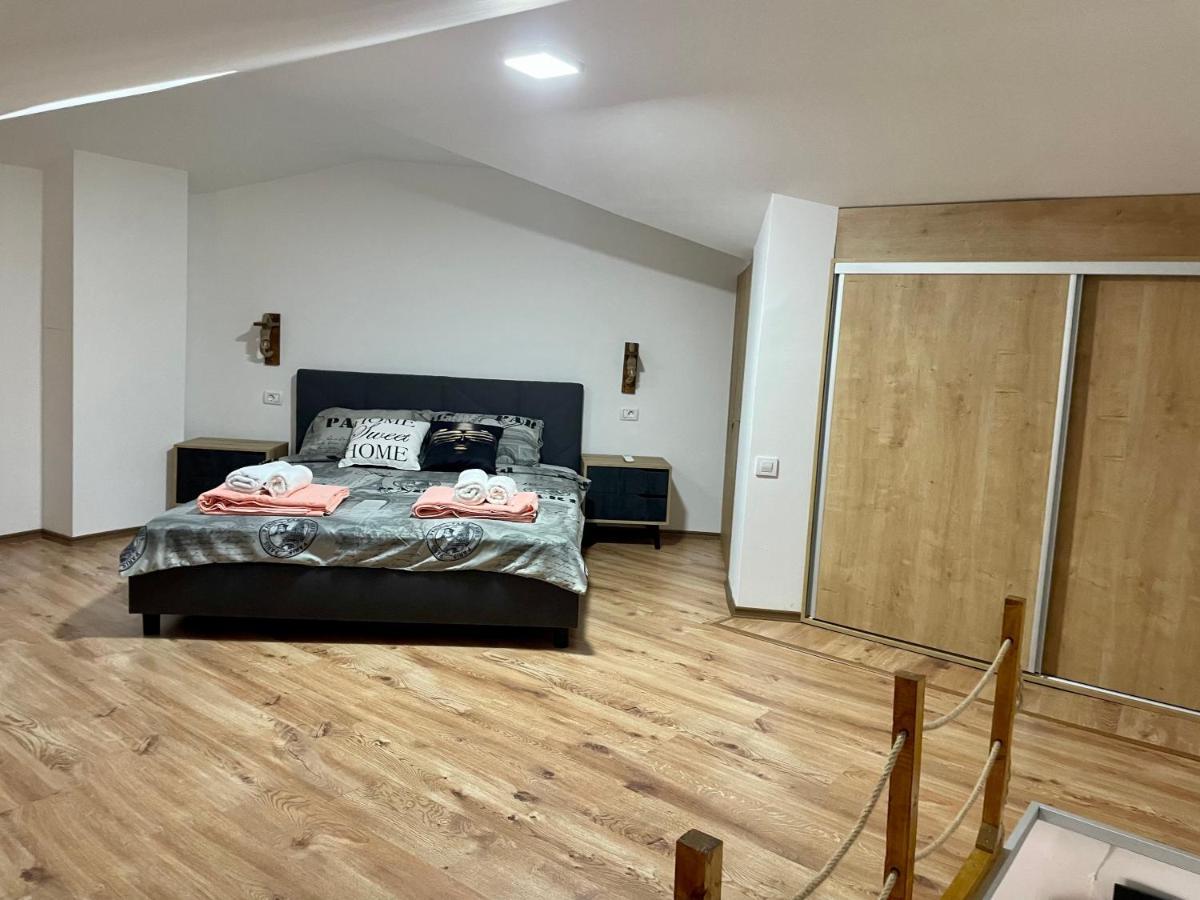 Gallery City Center Apartment Skopje Exteriér fotografie